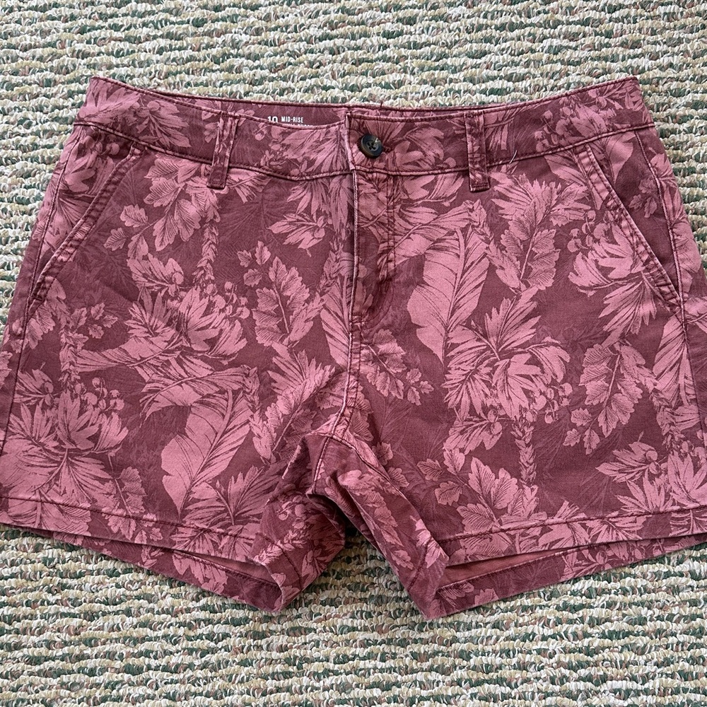 A.N.A  Mid Rise twill Floral Patterned Women's Shorts with 4.5 inch inseam